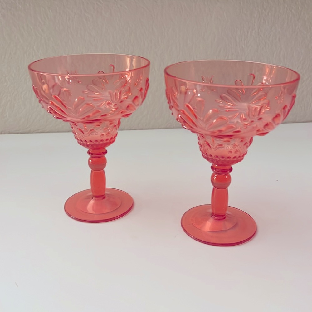 NWT A Pair of The Pioneer Woman Sunny Days 17oz Tritan Margarita Glasses, Coral